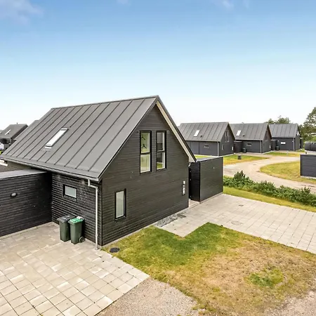 Three-bedroom In * Romo