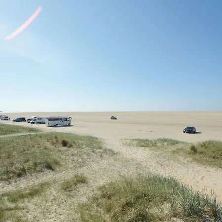 Three-bedroom In Romo Romo